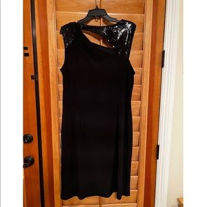 Calvin Klein Black Dress w/Sequin 18